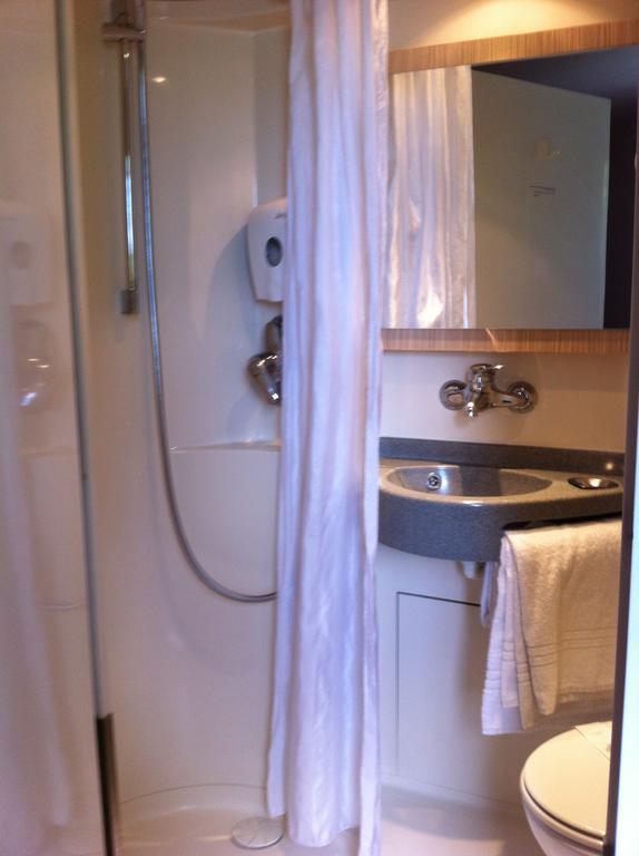 Premiere Classe Geneve - Saint Genis Pouilly Bagian luar foto
