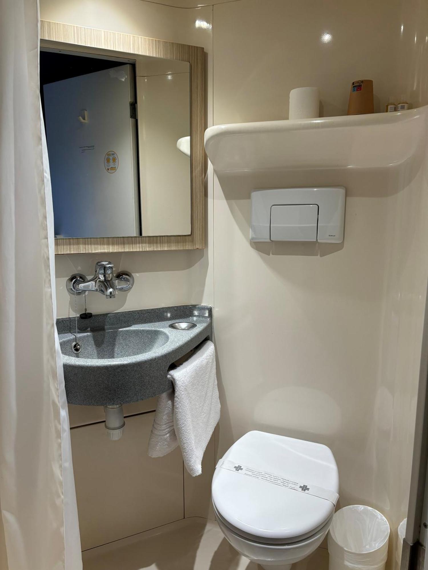 Premiere Classe Geneve - Saint Genis Pouilly Bagian luar foto